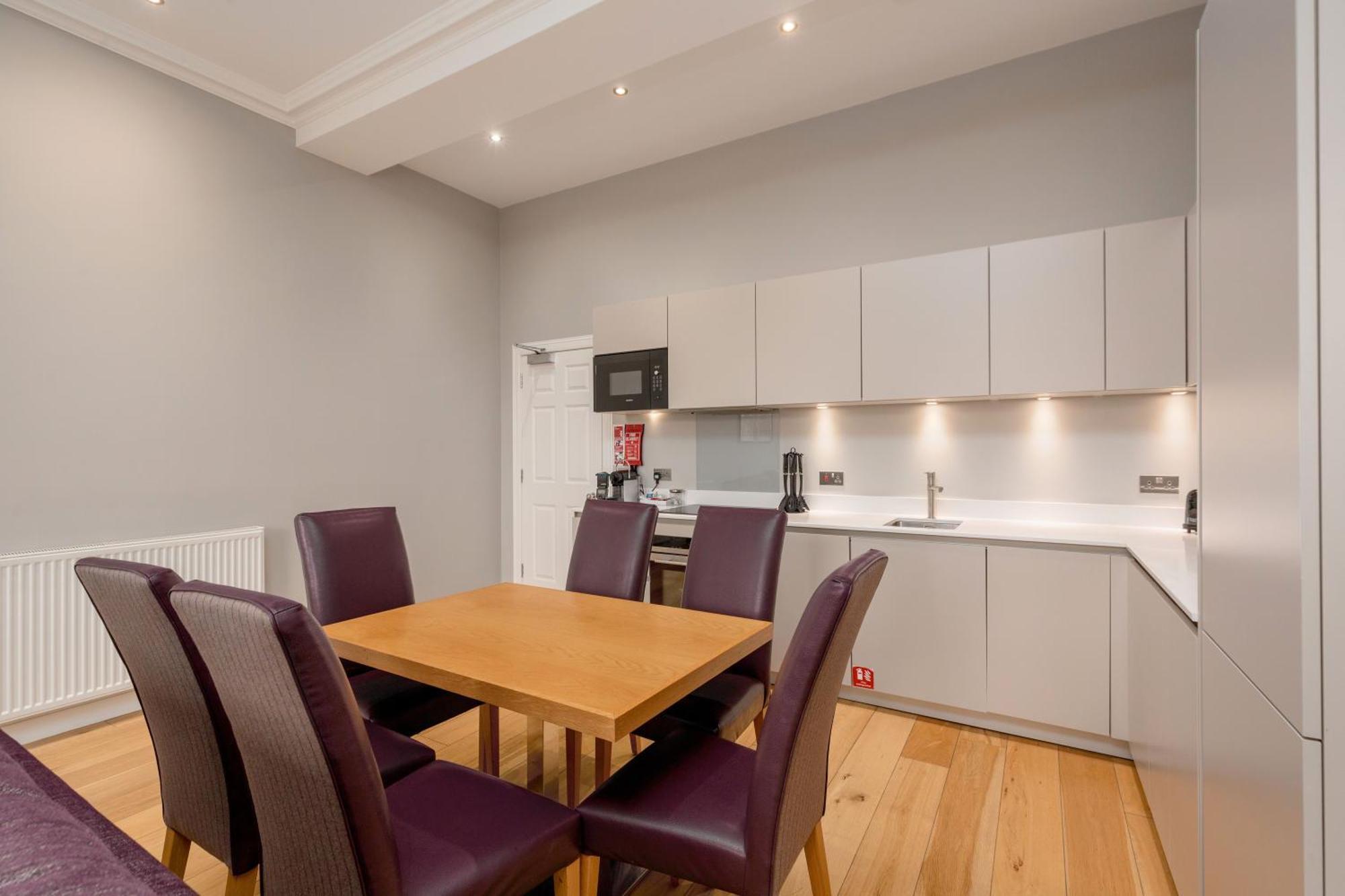 Destiny Scotland - Princes Street Residence EDI Exteriér fotografie